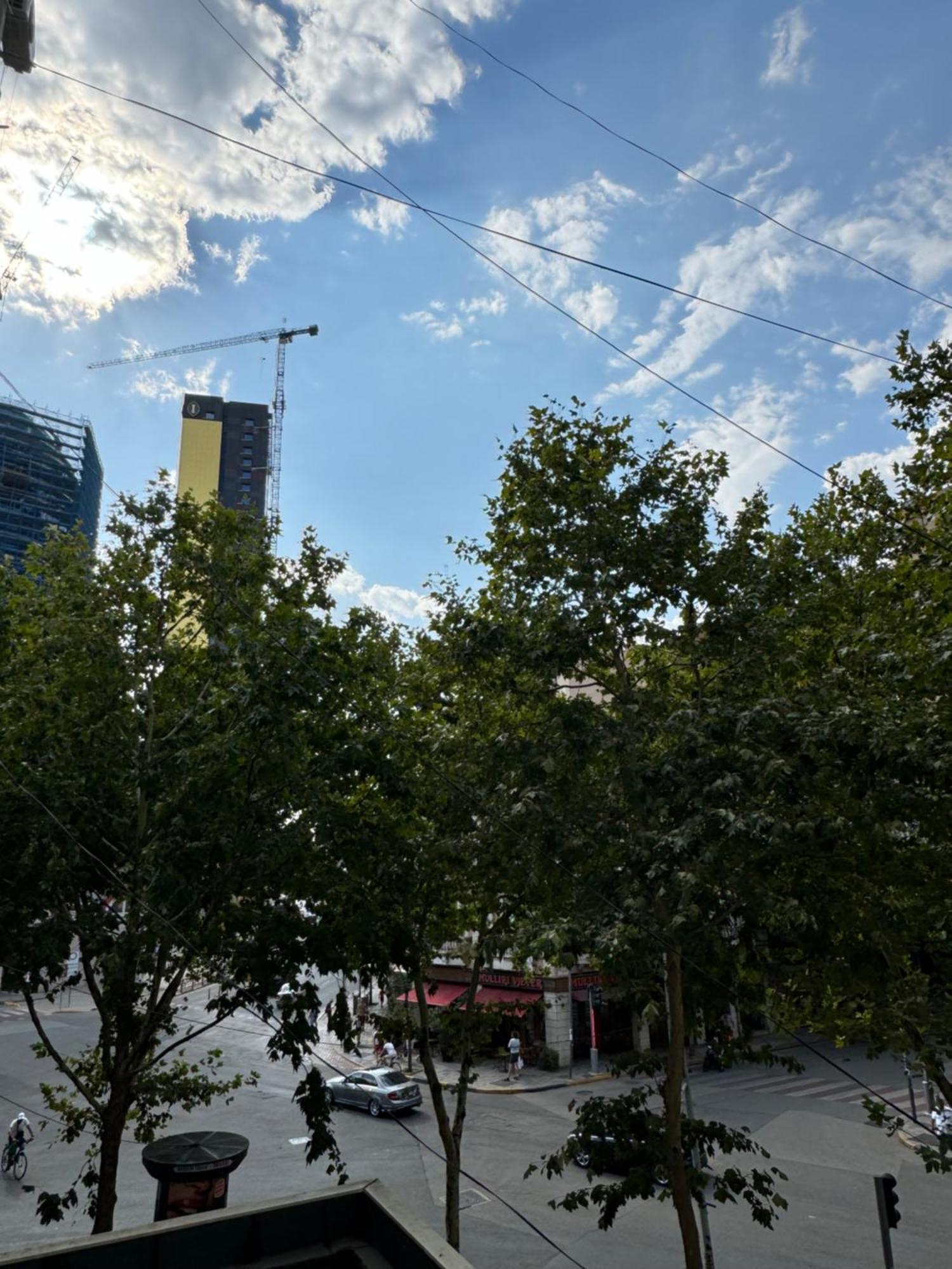 Tirana Centre Lions Gate 9 Apartment 外观 照片